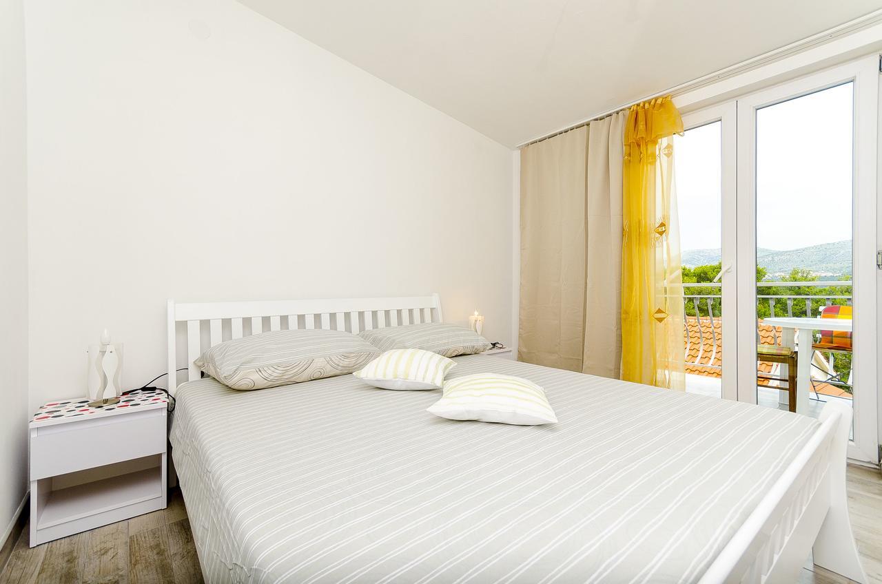 Apartments Mirko I Anda Donji Okrug  エクステリア 写真