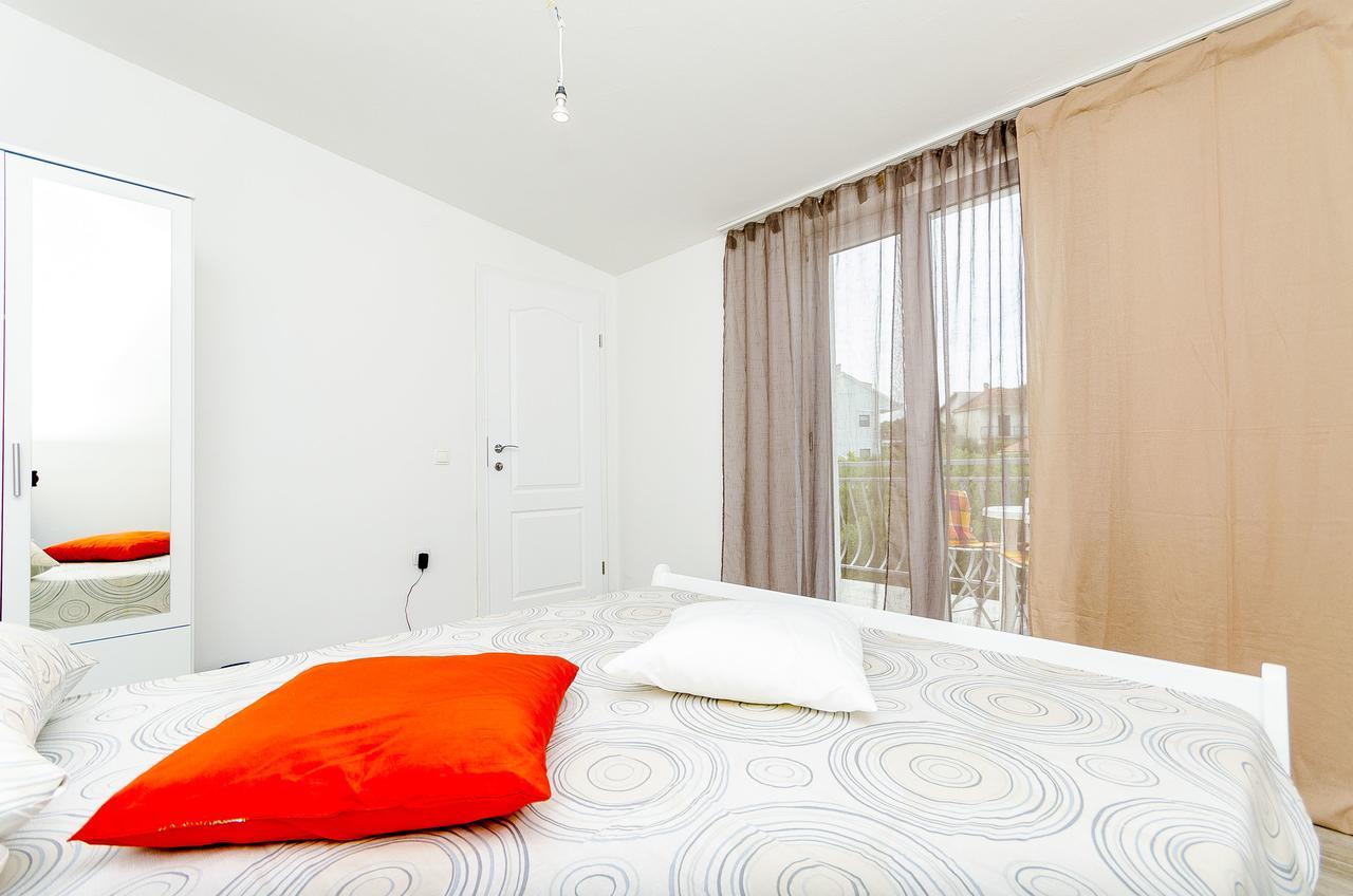 Apartments Mirko I Anda Donji Okrug  エクステリア 写真